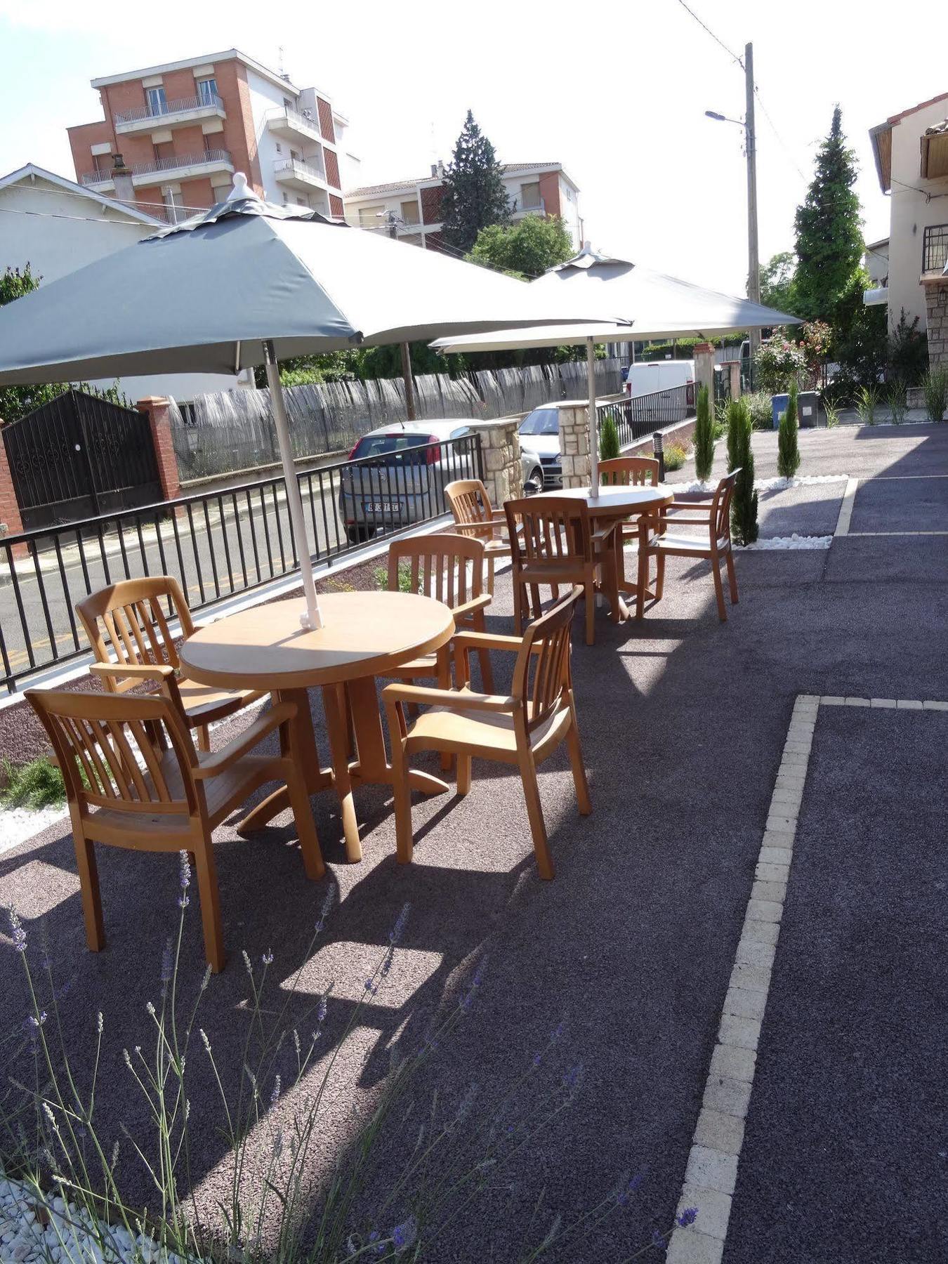 Akena Le Prado - Proche Zénith Hotel